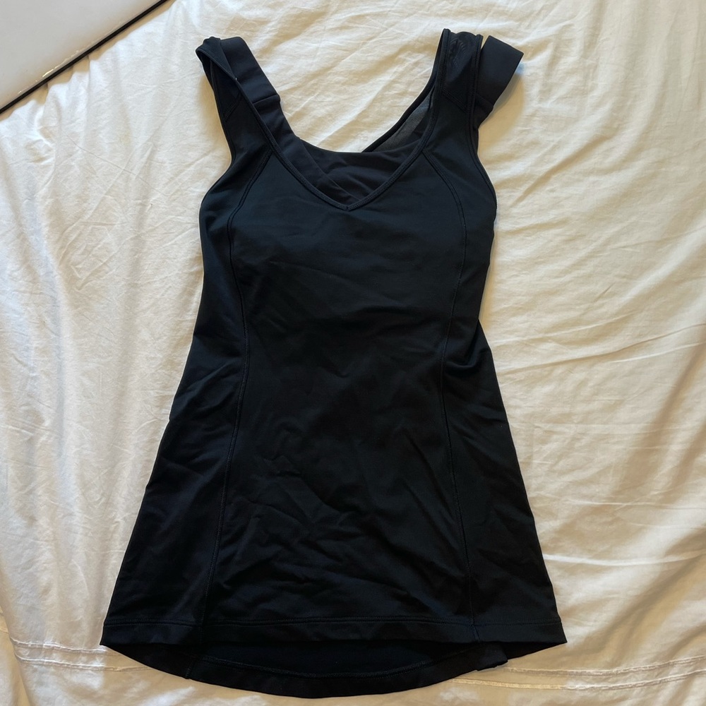 lululemon blank tank with built in bra